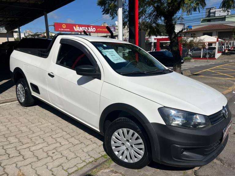 VOLKSWAGEN - SAVEIRO - 2016/2016 - Branca - R$ 42.900,00