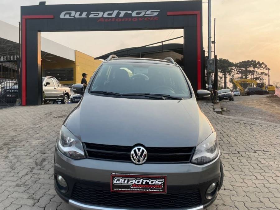 VOLKSWAGEN - CROSSFOX - 2013/2013 - Cinza - R$ 40.900,00