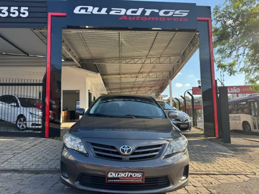 TOYOTA - COROLLA - 2013/2013 - Cinza - R$ 63.900,00