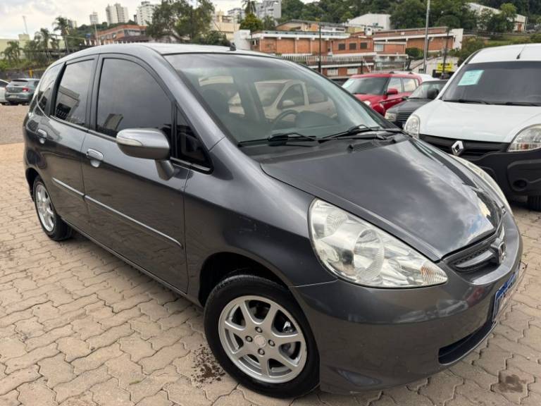 HONDA - FIT - 2007/2007 - Prata - R$ 36.900,00