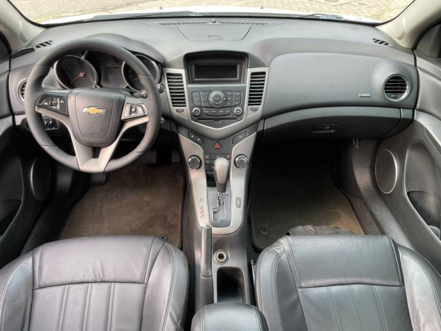 CHEVROLET - CRUZE - 2012/2012 - Branca - R$ 51.900,00