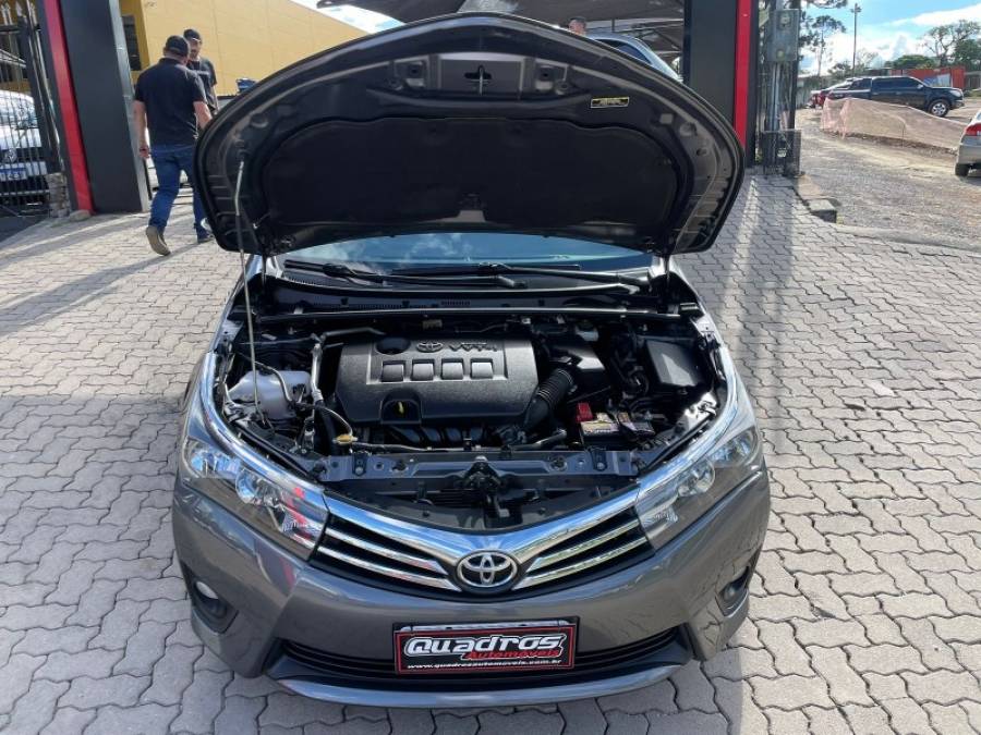 TOYOTA - COROLLA - 2016/2016 - Cinza - R$ 87.900,00