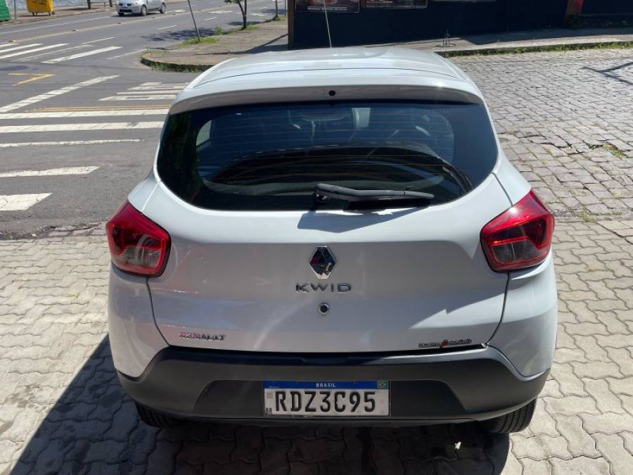 RENAULT - KWID - 2021/2021 - Branca - R$ 43.900,00