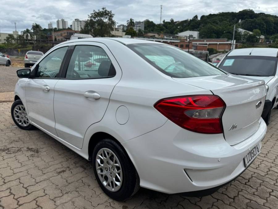 FORD - KA + - 2019/2019 - Branca - R$ 48.900,00