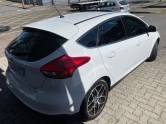 FORD - FOCUS - 2016/2016 - Branca - R$ 69.900,00