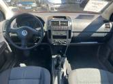 VOLKSWAGEN - POLO - 2005/2005 - Vermelha - R$ 26.900,00