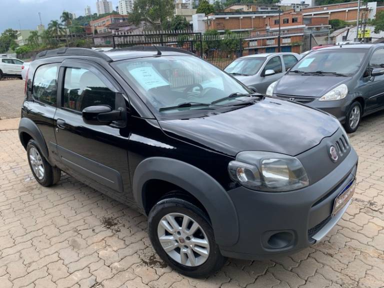 FIAT - UNO - 2012/2012 - Preta - R$ 31.900,00