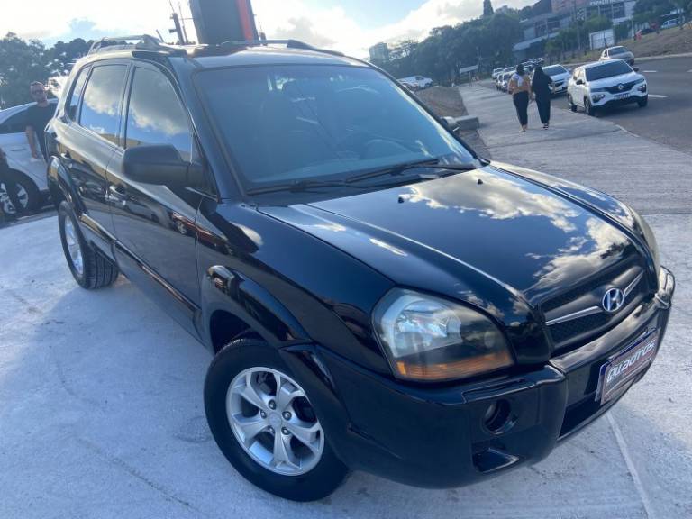 HYUNDAI - TUCSON - 2010/2010 - Preta - R$ 38.900,00