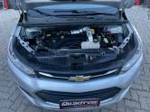 CHEVROLET - TRACKER - 2018/2018 - Prata - R$ 89.990,00