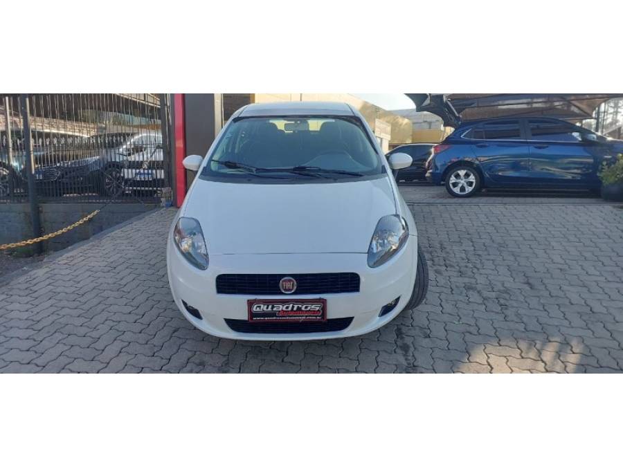 FIAT - PUNTO - 2012/2012 - Branca - R$ 33.900,00