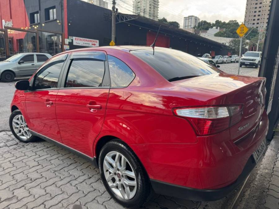 FIAT - GRAND SIENA - 2017/2017 - Vermelha - R$ 40.900,00