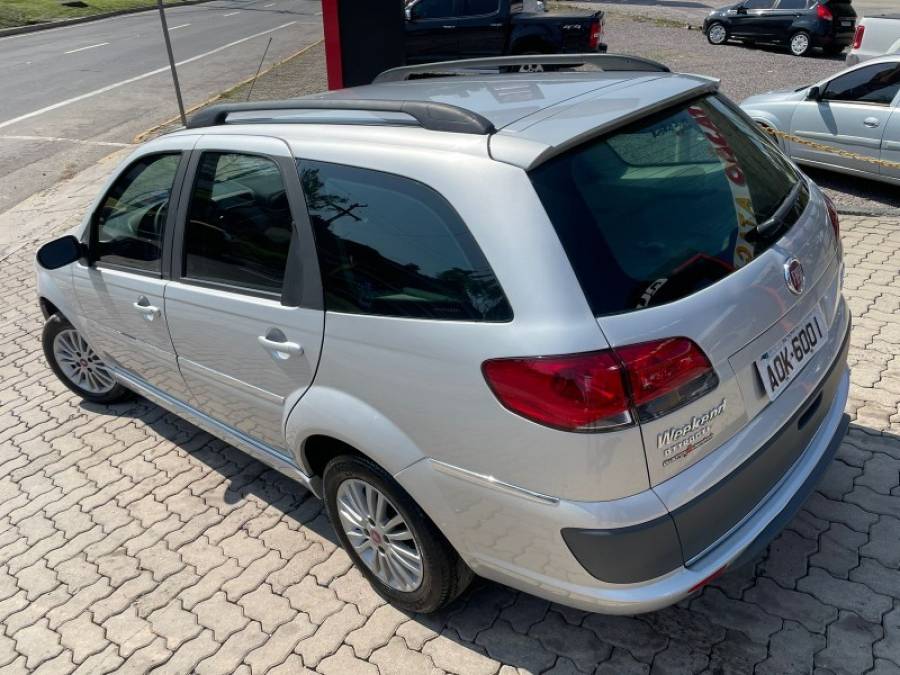 FIAT - PALIO - 2011/2011 - Prata - R$ 33.900,00