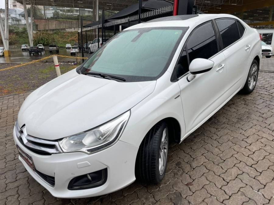 CITROËN - C4 LOUNGE - 2014/2014 - Branca - R$ 49.900,00