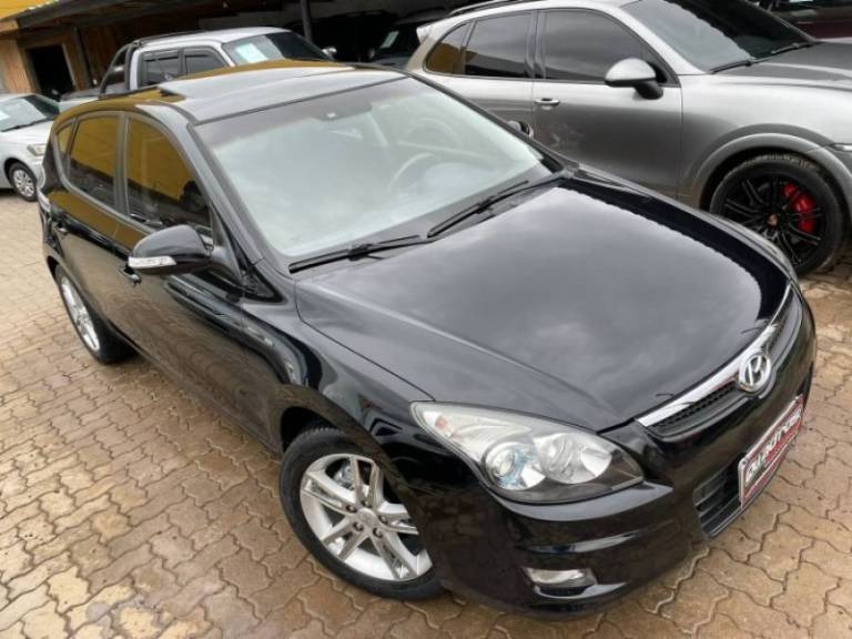 HYUNDAI - I30 - 2011/2011 - Preta - R$ 46.990,00