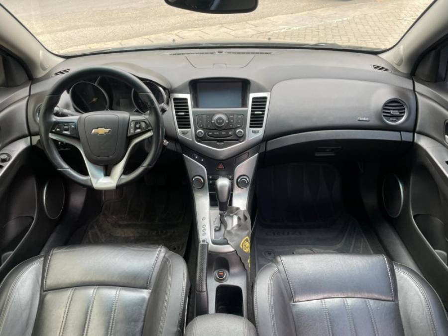 CHEVROLET - CRUZE - 2014/2014 - Preta - R$ 57.900,00