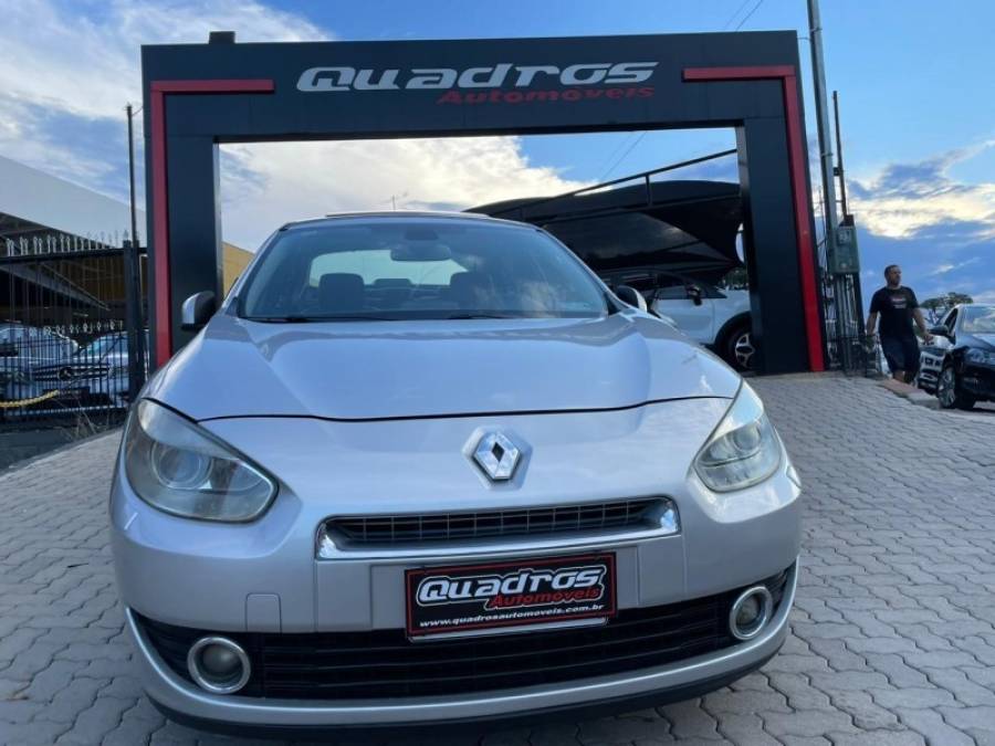 RENAULT - FLUENCE - 2011/2011 - Prata - R$ 38.900,00