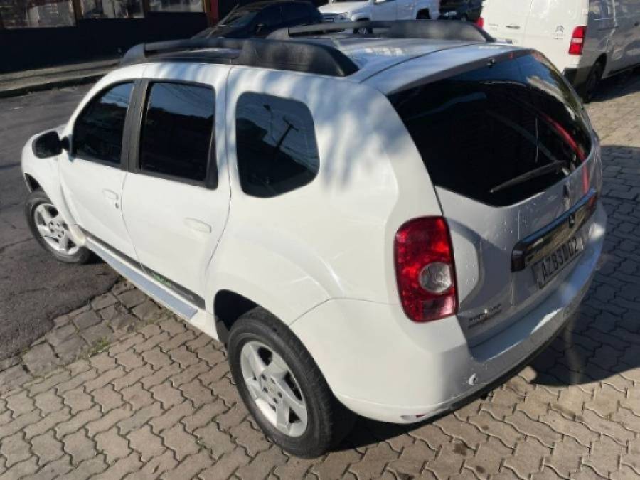 RENAULT - DUSTER - 2015/2015 - Branca - R$ 53.900,00