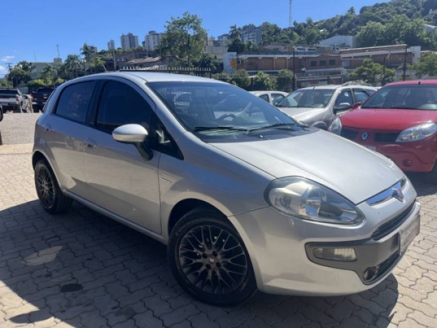 FIAT - PUNTO - 2013/2013 - Cinza - R$ 33.900,00