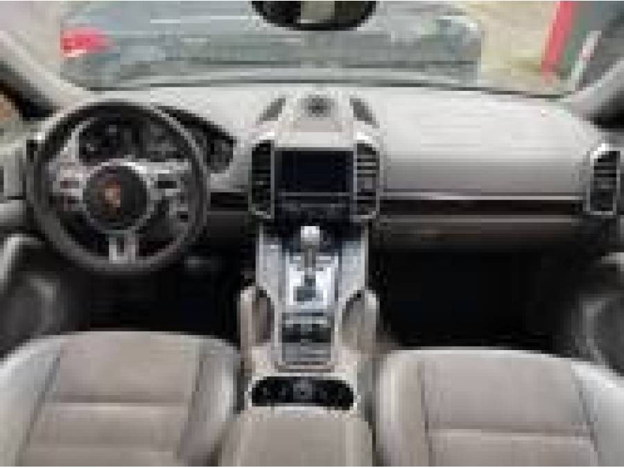 PORSCHE - CAYENNE - 2013/2013 - Dourada - R$ 195.900,00