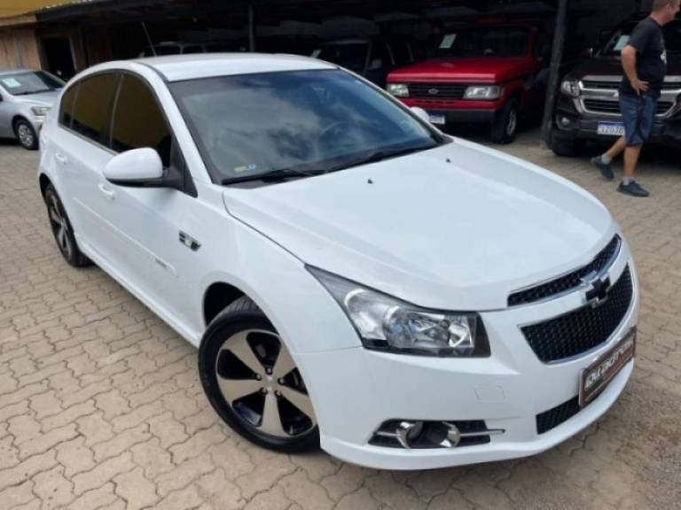 CHEVROLET - CRUZE - 2014/2014 - Branca - R$ 59.990,00