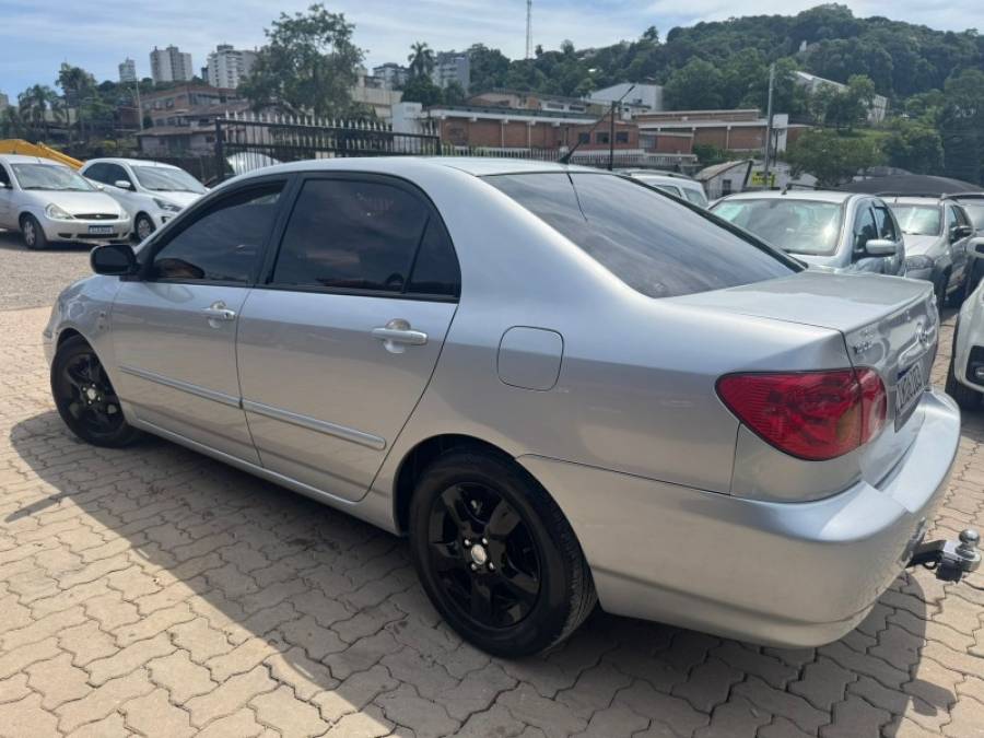 TOYOTA - COROLLA - 2005/2005 - Prata - R$ 34.900,00