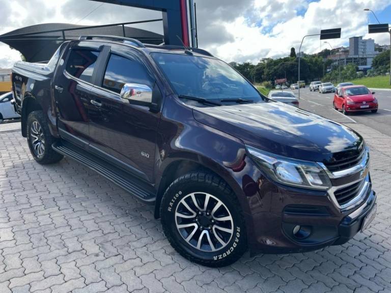 CHEVROLET - S10 - 2020/2020 - Vinho - R$ 179.900,00