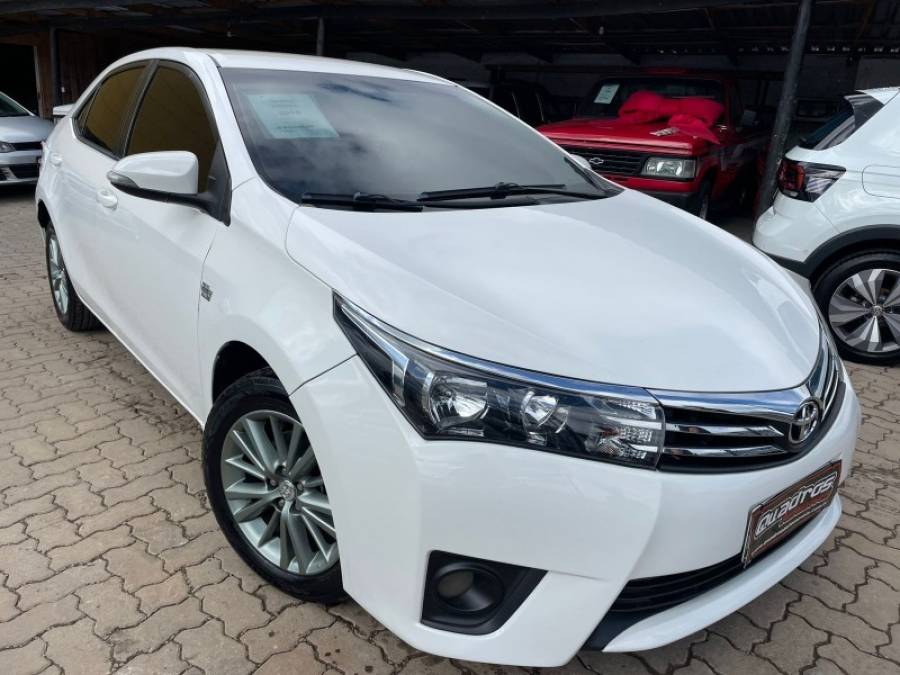 TOYOTA - COROLLA - 2016/2016 - Branca - R$ 83.900,00