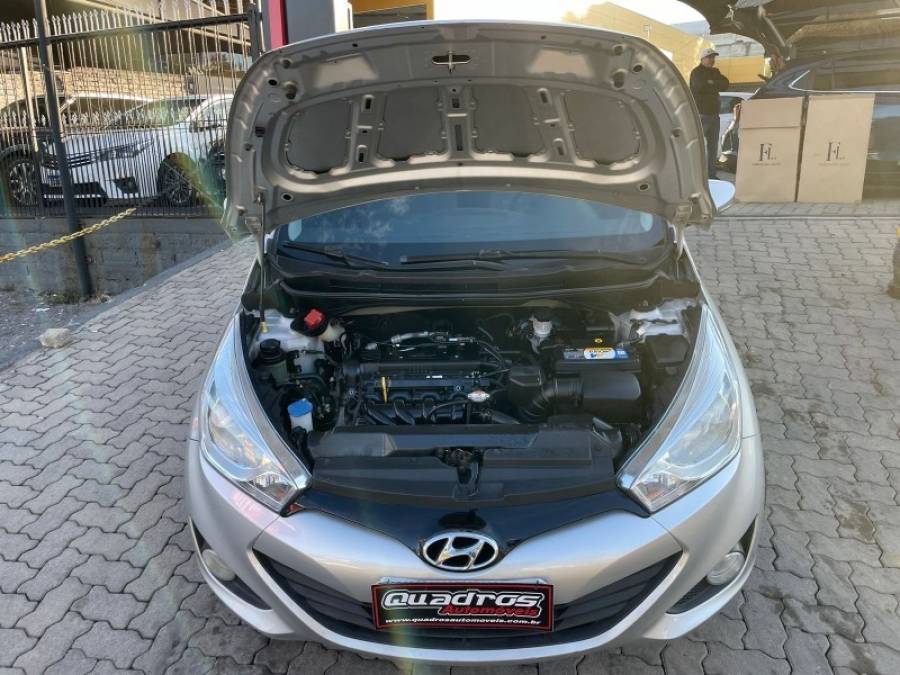 HYUNDAI - HB20 - 2014/2014 - Prata - R$ 46.900,00