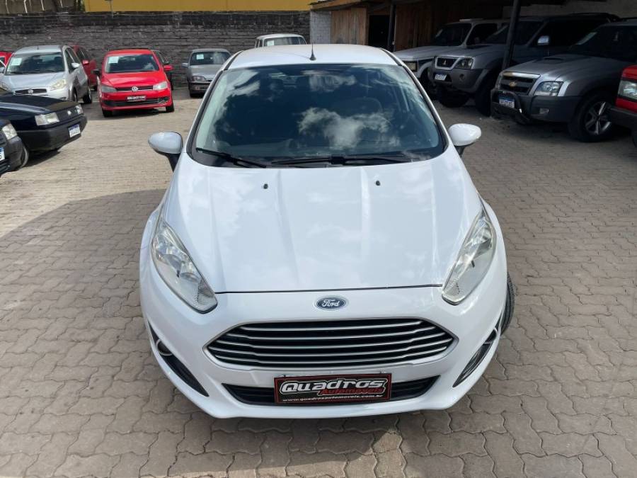 FORD - FIESTA - 2014/2014 - Branca - R$ 43.900,00