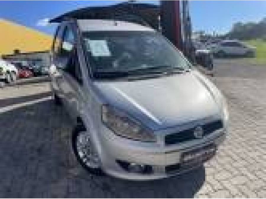 FIAT - IDEA - 2012/2012 - Prata - R$ 29.900,00