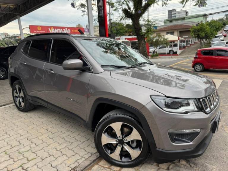 JEEP - COMPASS - 2018/2018 - Cinza - R$ 93.900,00