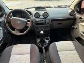 FORD - FIESTA - 2008/2008 - Dourada - R$ 23.900,00