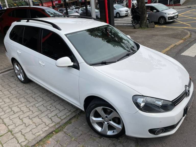 VOLKSWAGEN - JETTA - 2013/2013 - Branca - R$ 55.900,00