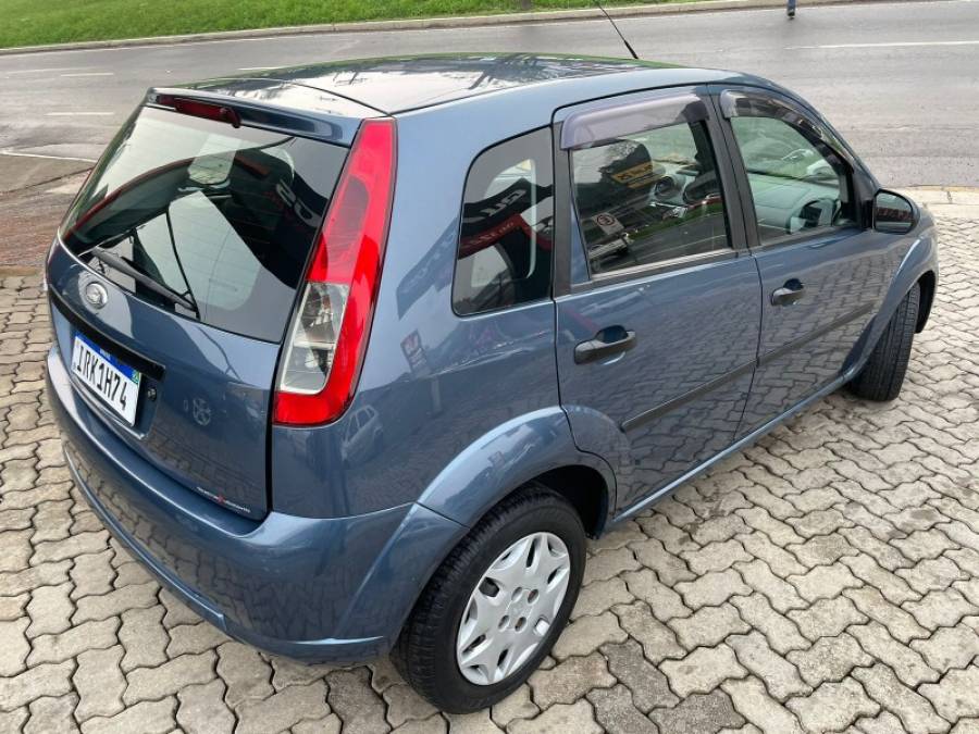 FORD - FIESTA - 2011/2011 - Azul - R$ 24.900,00