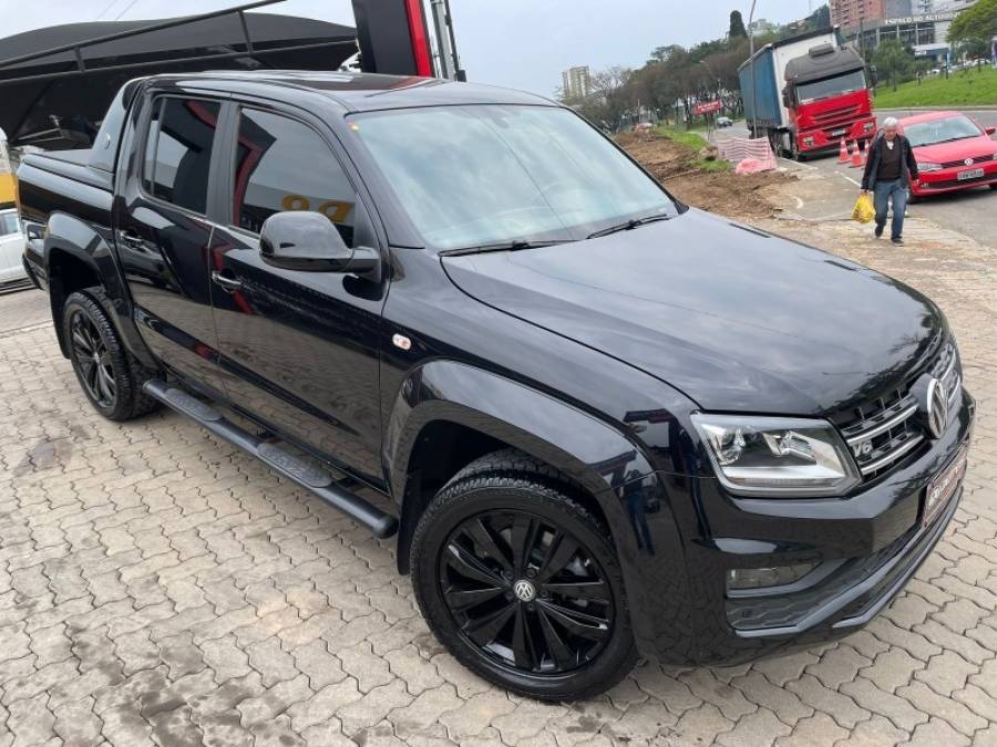 VOLKSWAGEN - AMAROK - 2022/2022 - Preta - R$ 215.900,00