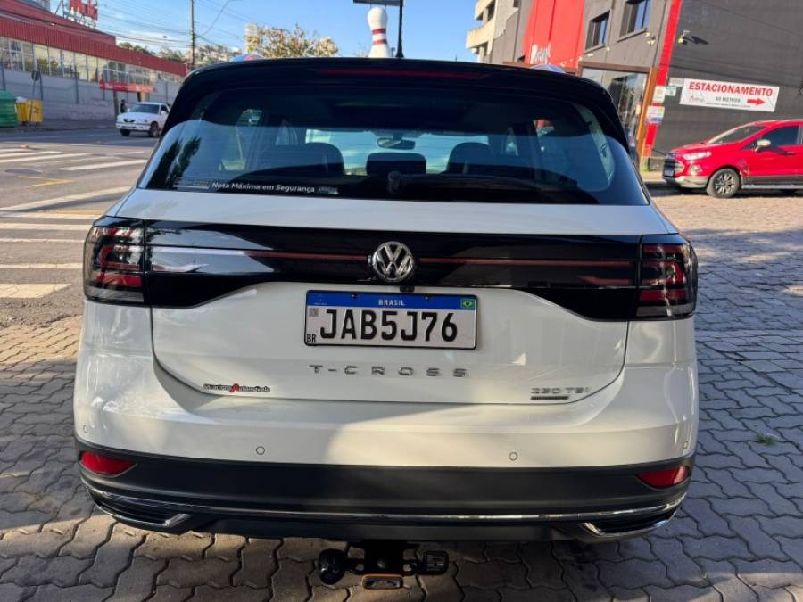 VOLKSWAGEN - T-CROSS - 2021/2021 - Branca - R$ 104.900,00