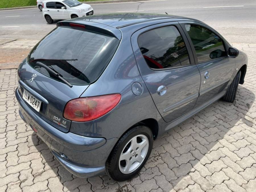 PEUGEOT - 206 - 2004/2004 - Cinza - R$ 15.900,00