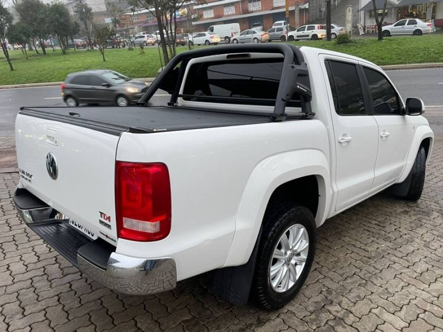 VOLKSWAGEN - AMAROK - 2016/2016 - Branca - R$ 119.900,00