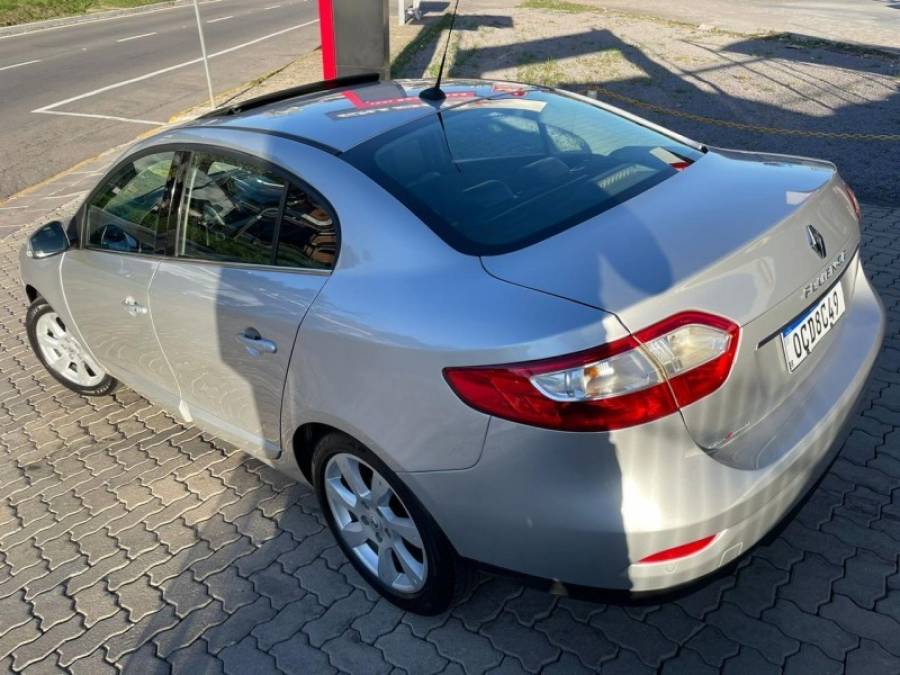 RENAULT - FLUENCE - 2011/2011 - Prata - R$ 38.900,00