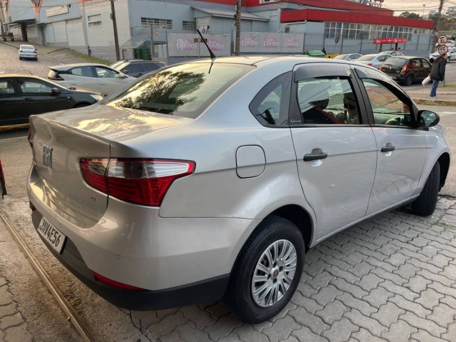 FIAT - GRAND SIENA - 2021/2021 - Prata - R$ 54.900,00