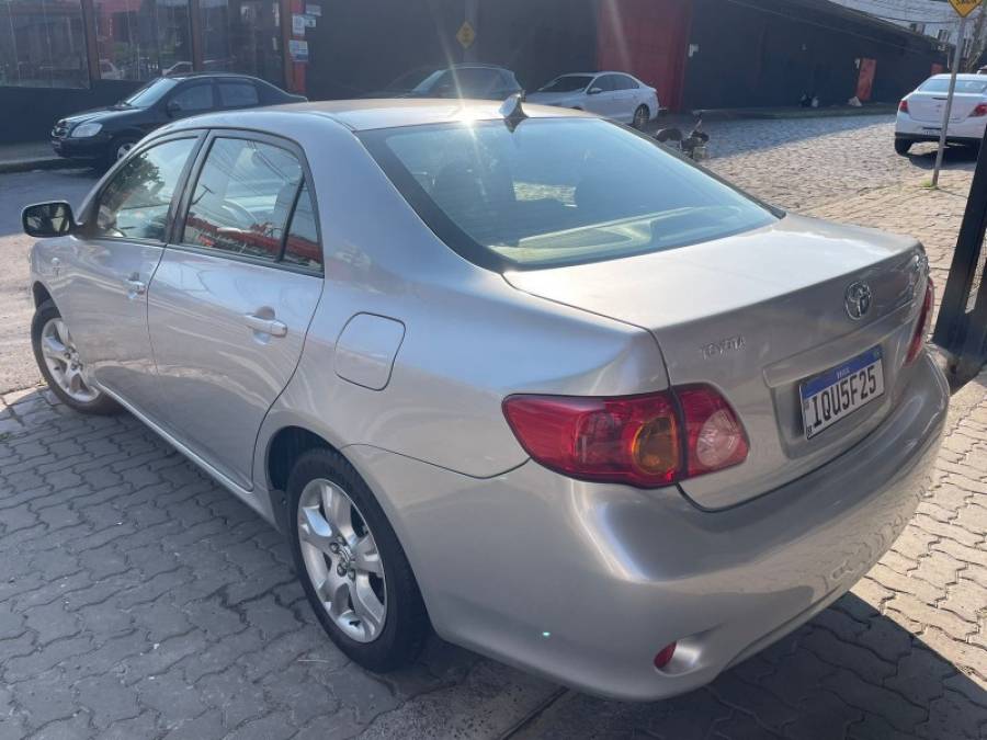 TOYOTA - COROLLA - 2011/2011 - Prata - R$ 55.900,00