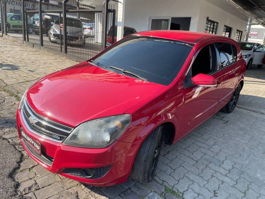 CHEVROLET - VECTRA - 2011/2011 - Vermelha - R$ 37.900,00